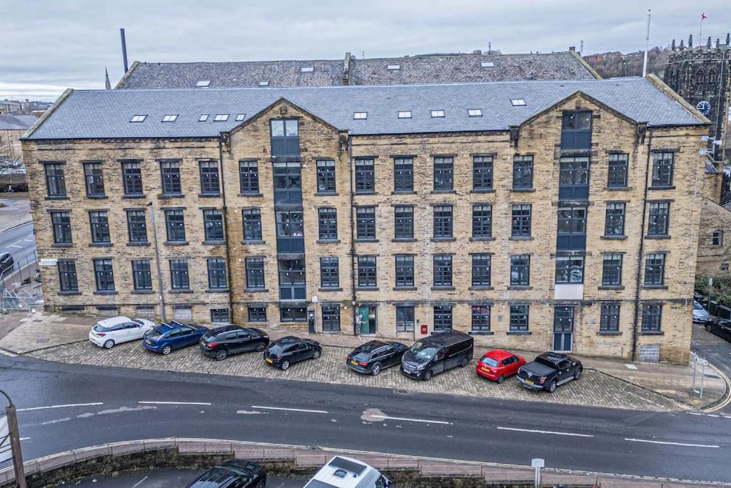 Chic Mill Conversion Beside Piece Hall & Eureka! هاليفاكس المظهر الخارجي الصورة